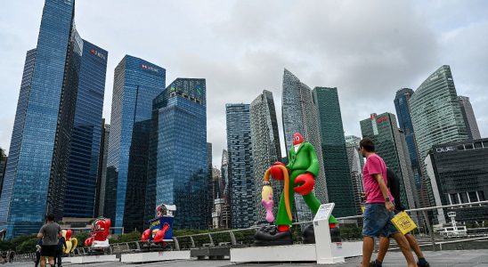 Singapore New York or Paris The most expensive city in