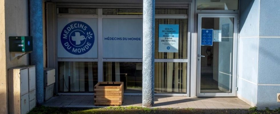 The administrative office of Medecins du Monde to help with