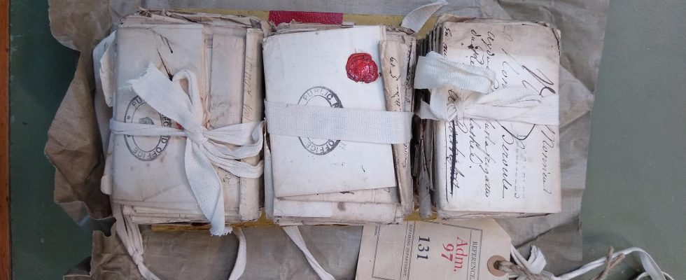 The love letters lay unopened for over 260 years