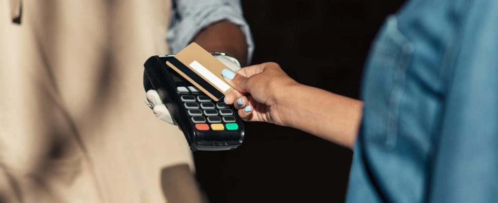 This is why your contactless payments are so often rejected