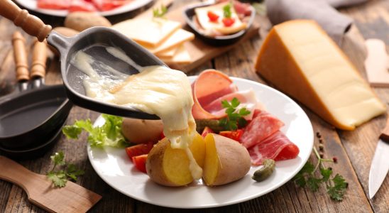 Too many people make this mistake when eating raclette