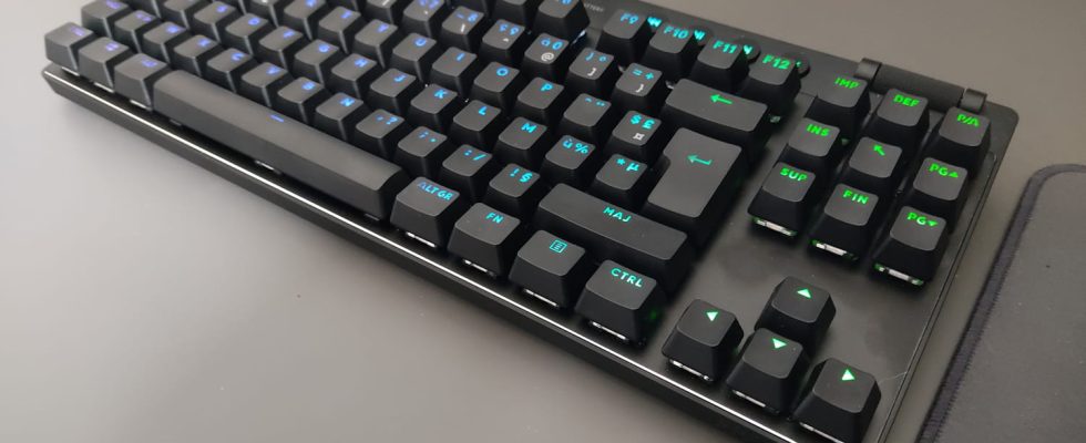 a wireless keyboard designed for competition