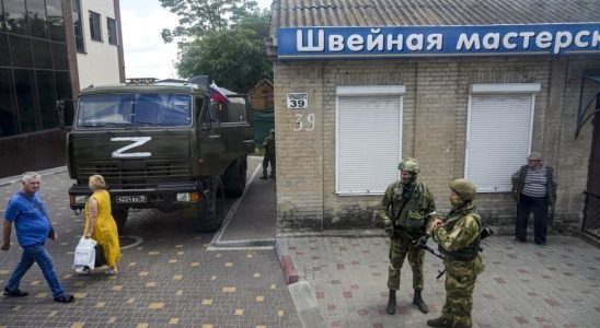 kyiv says it killed three Russian officers in an explosion
