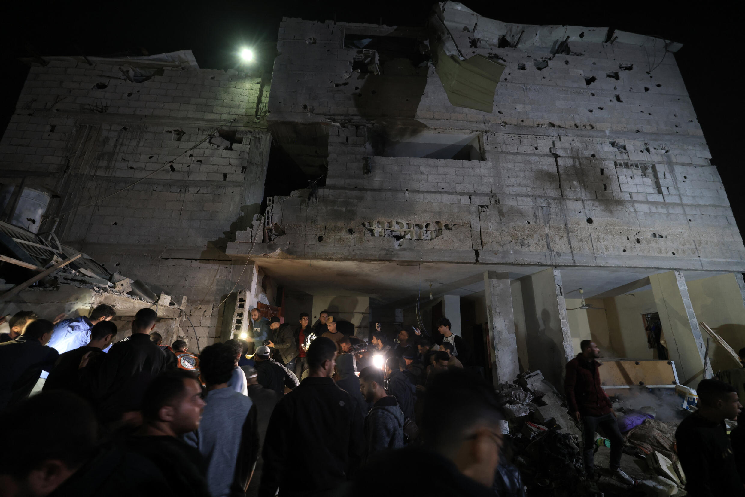 A building after an Israeli strike in Rafah, southern Gaza, December 28, 2023.