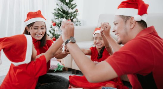 8 Christmas games for family fun on New Years Eve