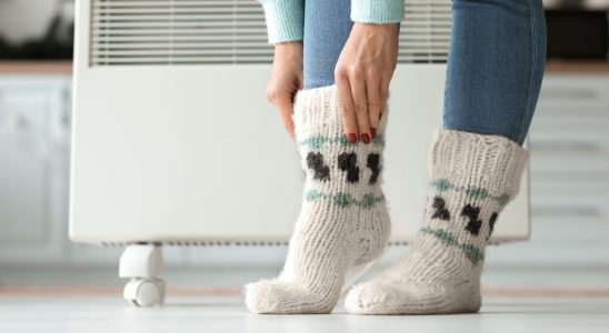 Cold feet 5 solutions to quickly warm them up