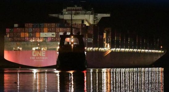 Container ship crashed into the bridge in the Suez Canal