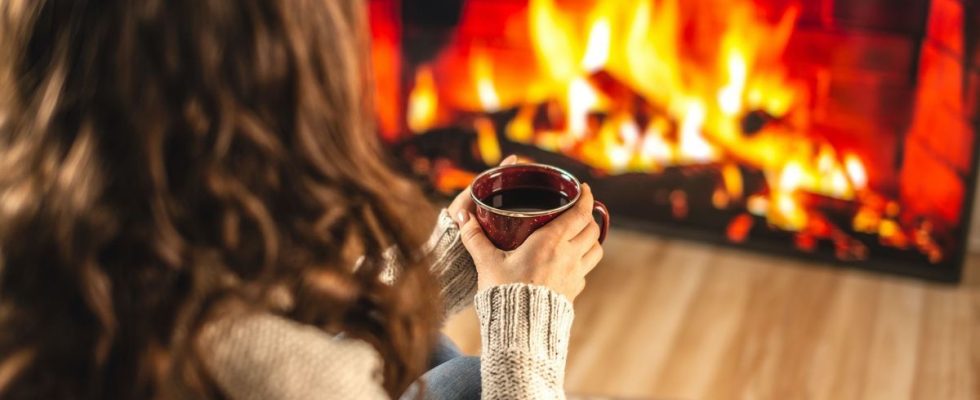 Does wood heating expose women to lung cancer