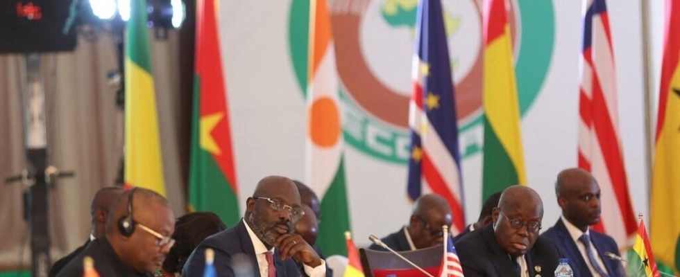 ECOWAS maintains its sanctions against Niger but does not close