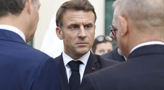 Emmanuel Macron asks Israel to clarify its objectives against Hamas