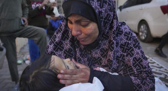 En direct Israel shells Gaza civilian population trapped again