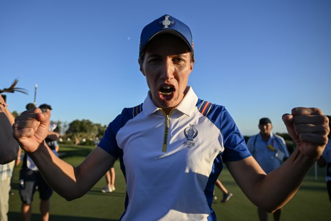 Carlota Ciganda celebrates a point in the Solheim Cup.