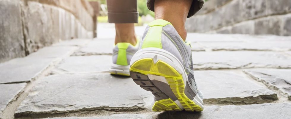 Heres how fast you should walk to avoid diabetes