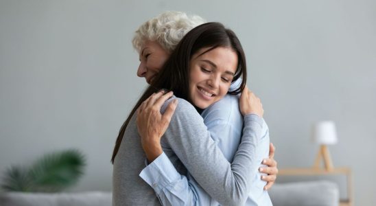 Hugging 8 benefits for our well being