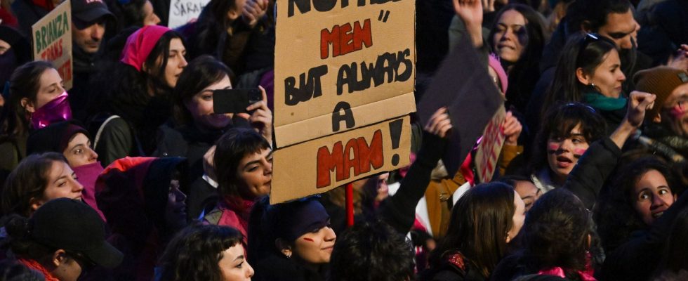 In Italy feminicide too many triggers the trial of patriarchy