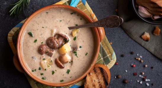 Making this delicious mushroom soup only takes 15 minutes