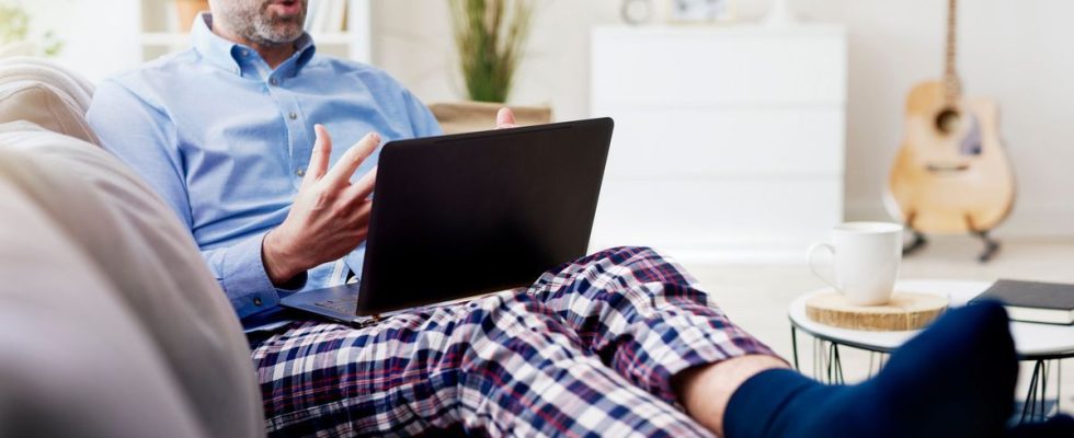 One in three employees telework in their pajamas