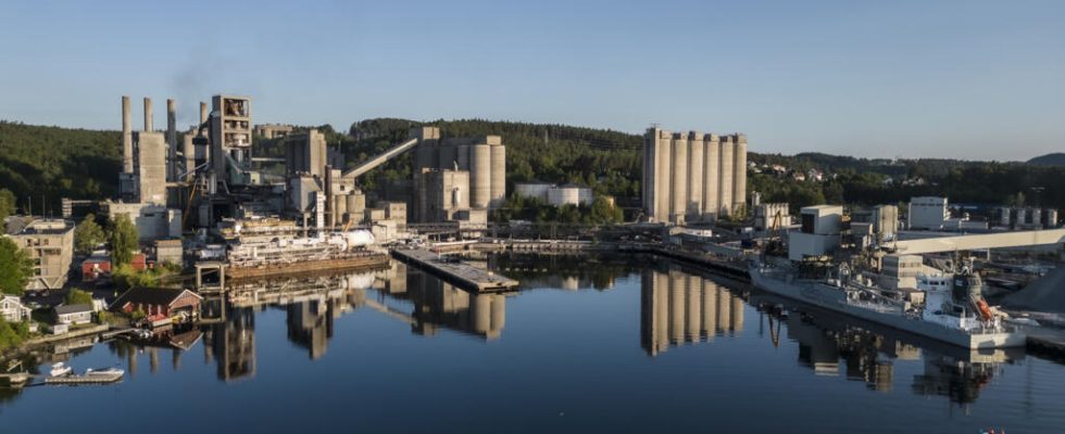Oslo a Norwegian cement plant tests CO2 capture
