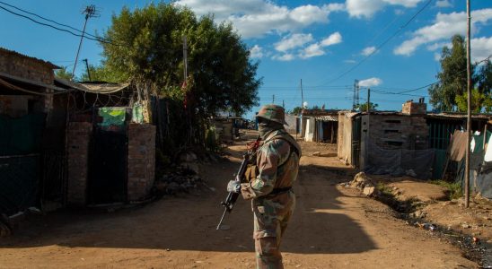 Seven men burned to death in South Africa