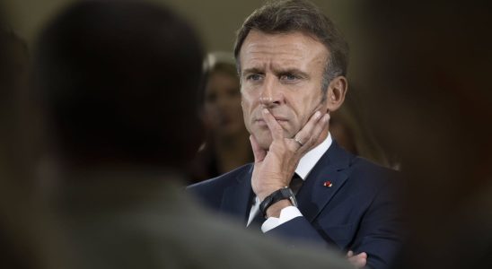 The hot issues awaiting Emmanuel Macron in 2024