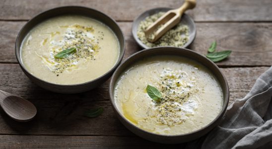 This creamy potato soup is perfect for winter Only 5