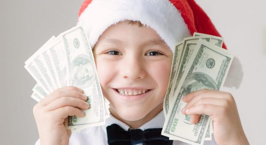 This point to check before giving money as a Christmas