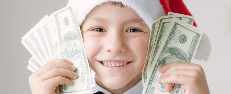 This point to check before giving money as a Christmas