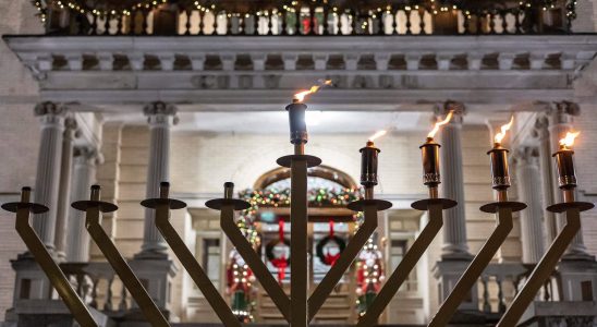 What is celebrated during the Jewish Festival of Lights