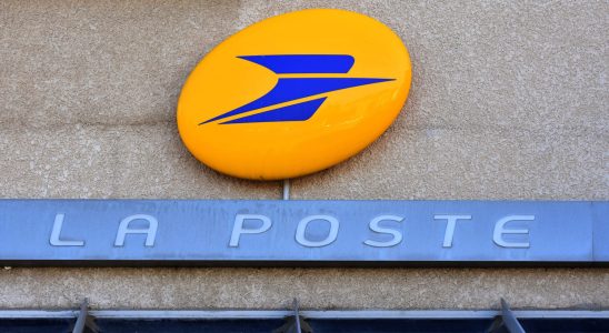 A new free service from La Poste offers to undress