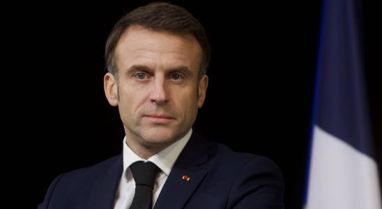 A redesign within 48 hours Macron ready to surprise everyone