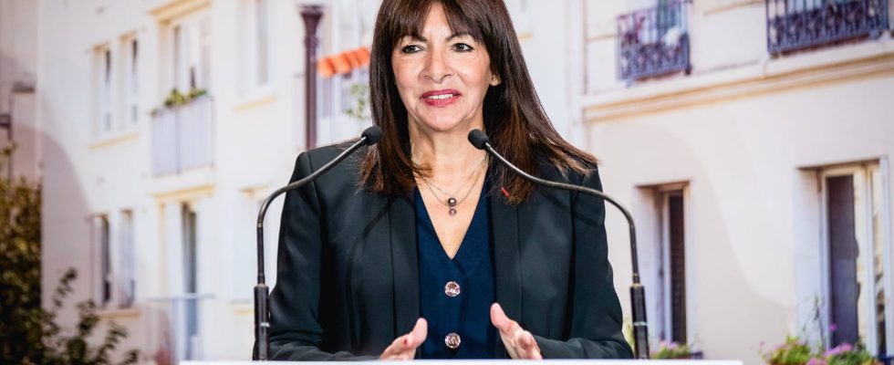 Anne Hidalgo candidate for municipal elections in Paris The councilor