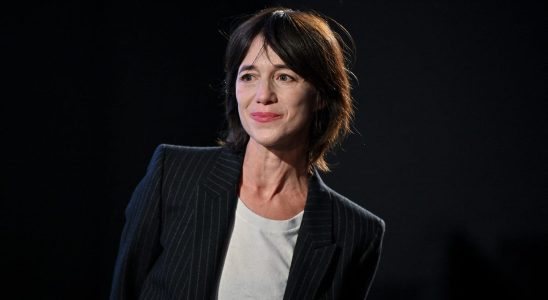 Charlotte Gainsbourg hair in the wind and sexy body reveals