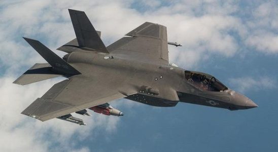 Czechia is buying F 35 fighter jets from the USA An