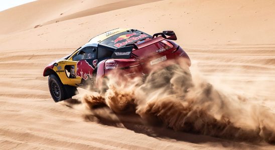 Dakar 2024 Loeb regains time on Sainz and can still