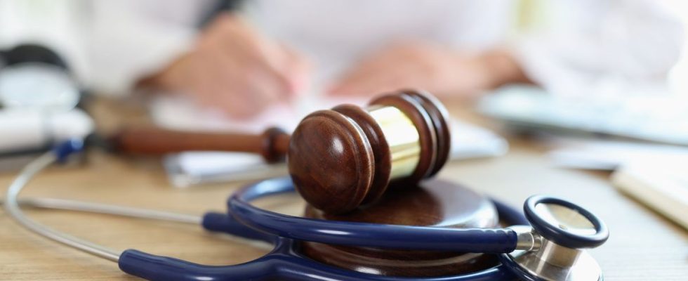 Disbarred a doctor continued to practice for five years in