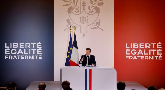 Emmanuel Macron and health empowering the sick really