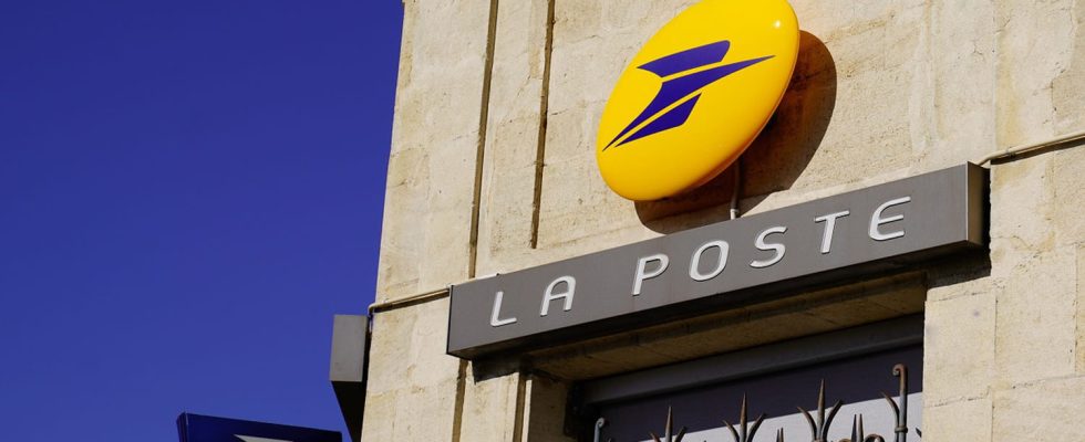End clap La Poste is seeking to resell its shares