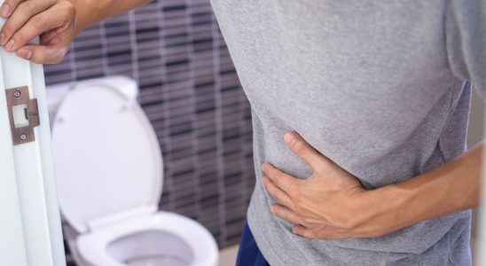 Food poisoning or gastroenteritis Make the difference