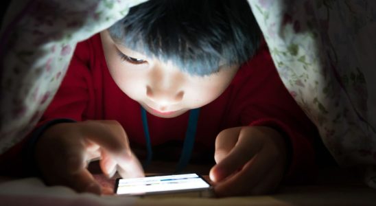 How to control your childrens smartphone screen time