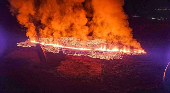 In Iceland a new volcanic eruption southwest of Reykjavik –