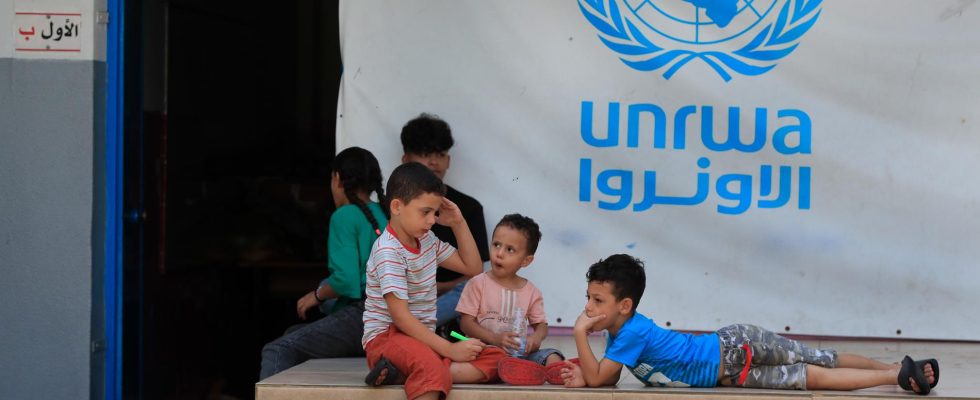 Japan stops aid to UNRWA