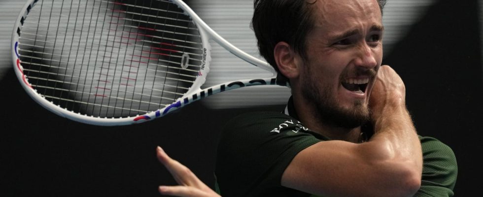 LIVE Australian Open Medvedev takes out Hurkacz in 5 sets