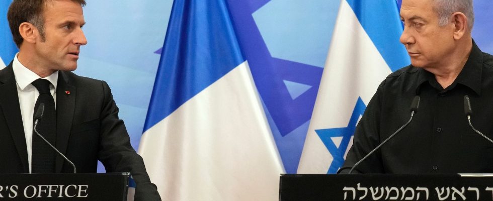 Macron calls on Israel to avoid any escalatory attitude after