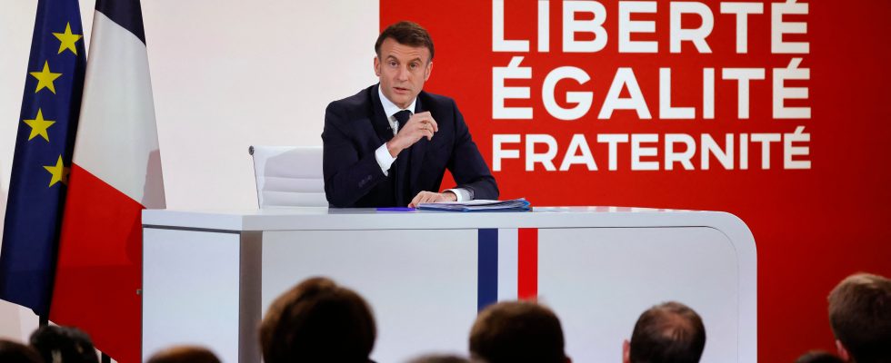 Oudea Castera unique outfit Macron facing the press his main statements