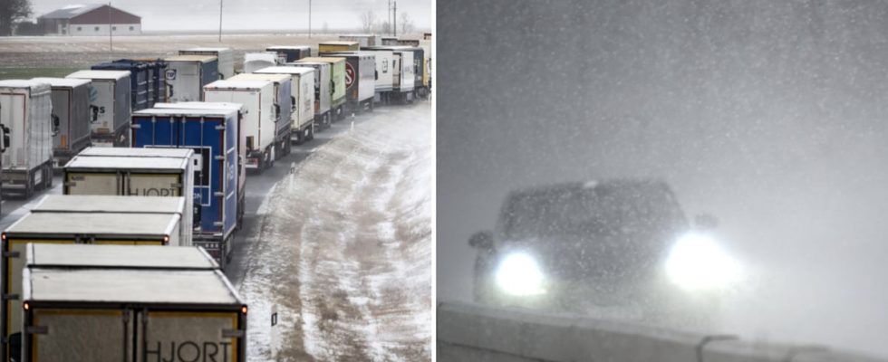 Over 300 cars stuck in the snow chaos