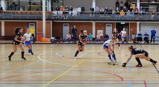 Sports Short SCHC women second after six matches VV Utrecht