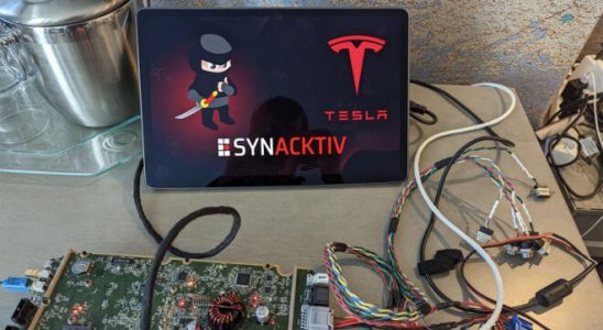 Tesla hackers won a big reward again thanks to the