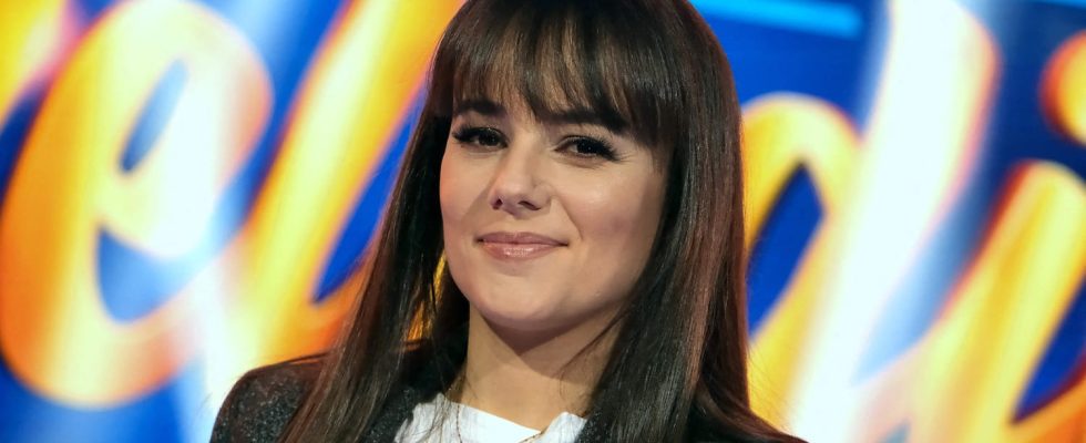 The daughter of the singer Alizee dusts off the Parisian