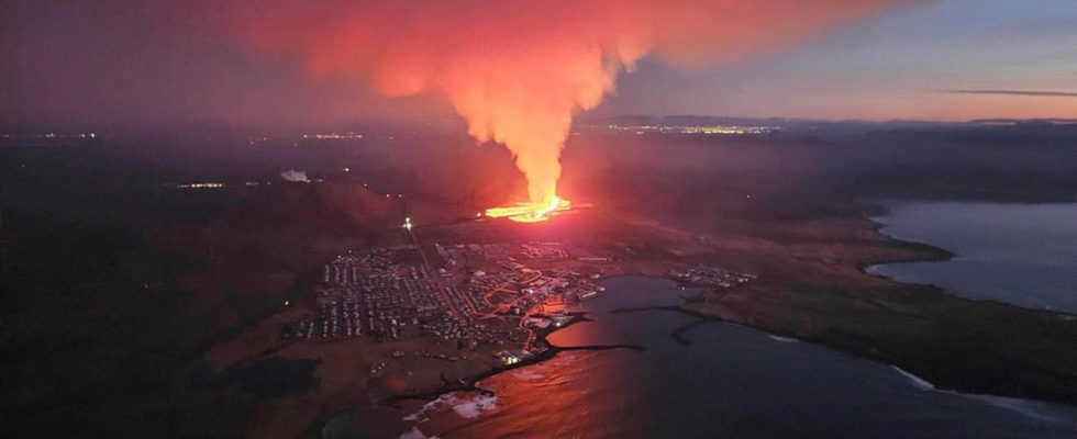 The lava has reached Grindavik residents are evacuated Despaired