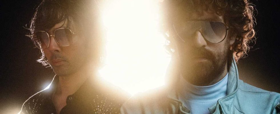 Two songs before a new album Justice is back